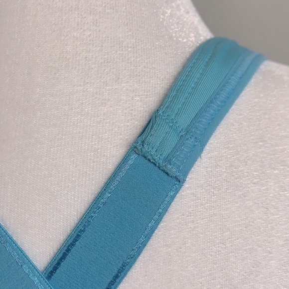 Old Navy Active Maximum Support Sports Bra 36C - Picture 9 of 14